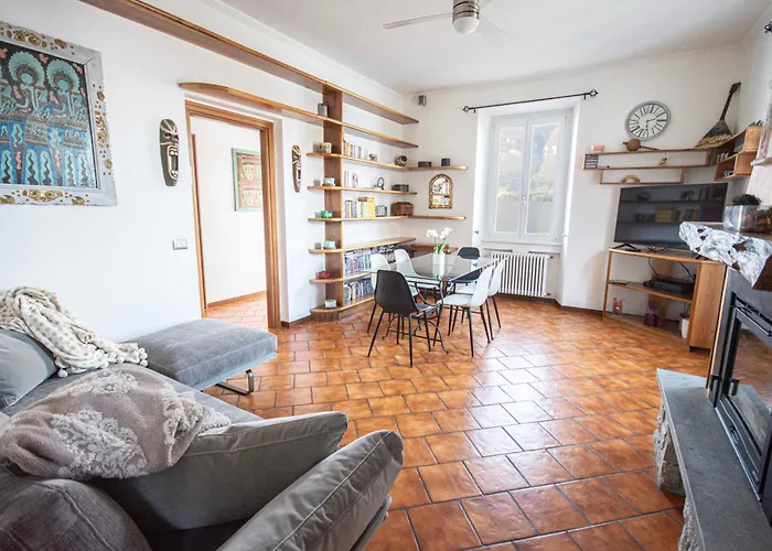 Casa Emi Apartman Lezzeno